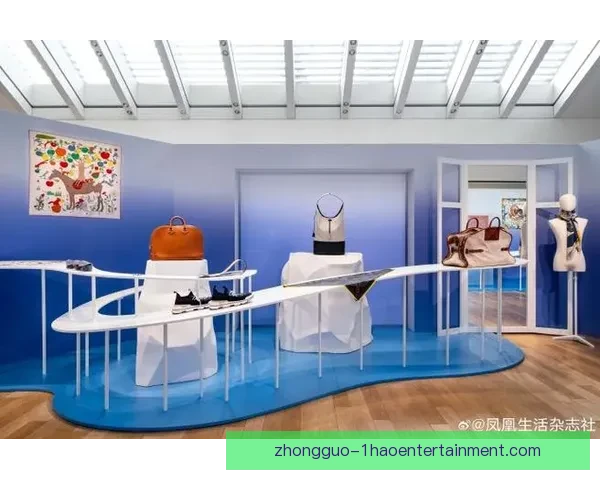 2026世界杯宣布志愿者将获顶级时尚周刊联名设计专属纪念礼品