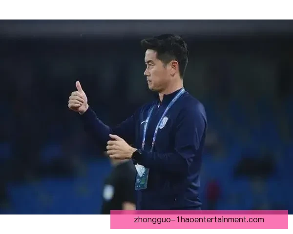 困境中挺身而出肇俊哲带领沧州雄狮顽强突围艰难保级书写硬骨传奇